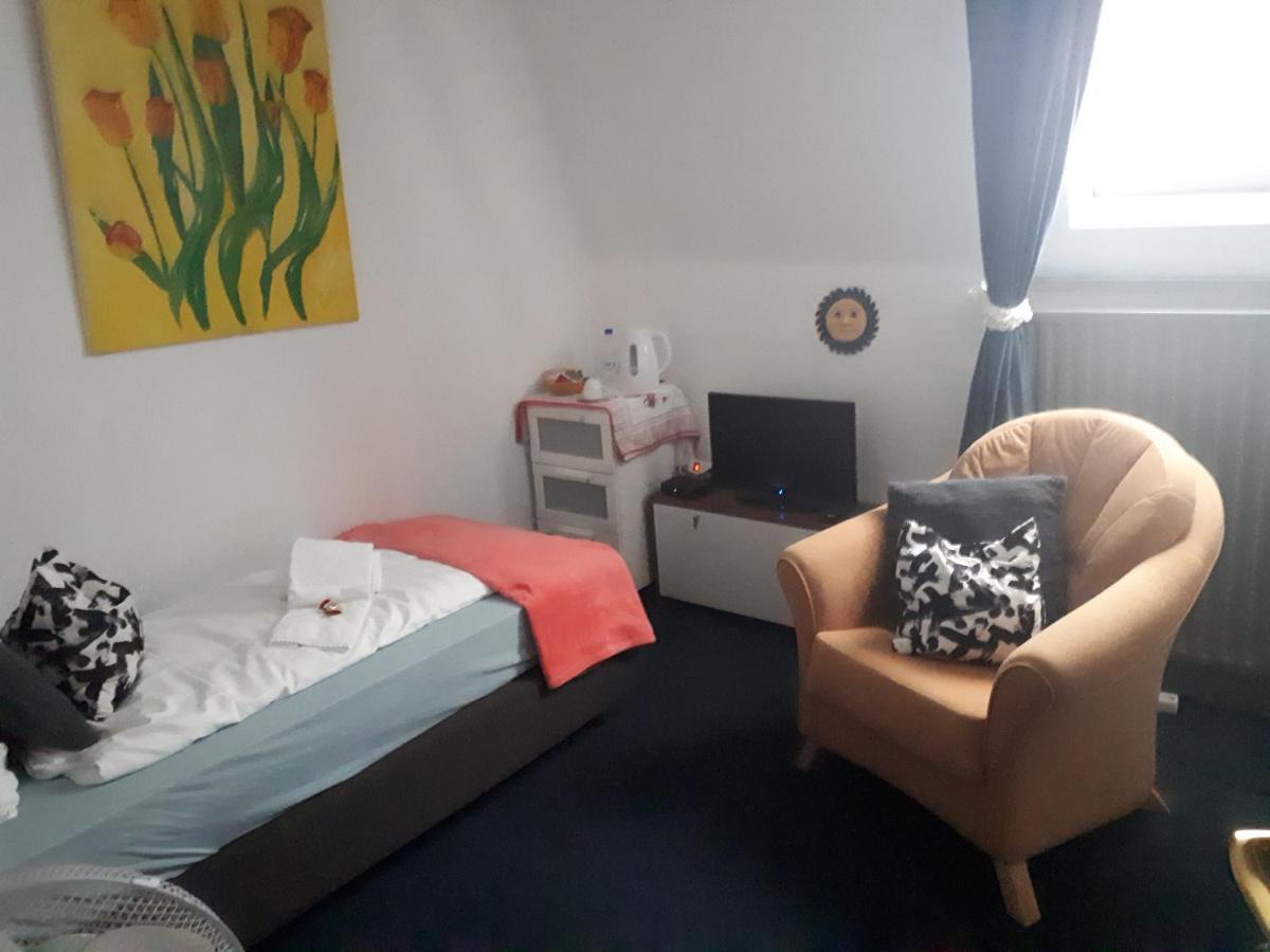 Schuttershof Heerlen - Adults Only Bed & Breakfast Exterior photo